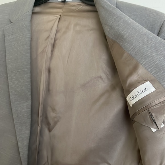 Calvin Klein Medium regular suit jacket - Picture 2 of 6